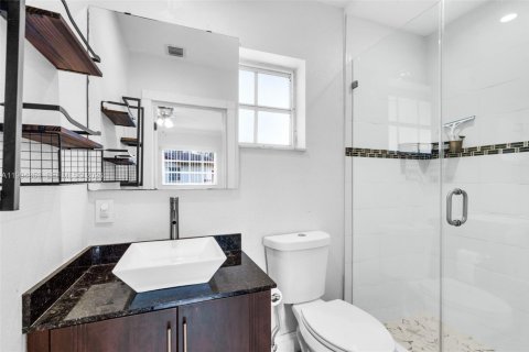 House in Coral Springs, Florida 4 bedrooms, 171.4 sq.m. № 2063178 - photo 15