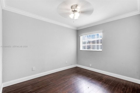 House in Coral Springs, Florida 4 bedrooms, 171.4 sq.m. № 2063178 - photo 19