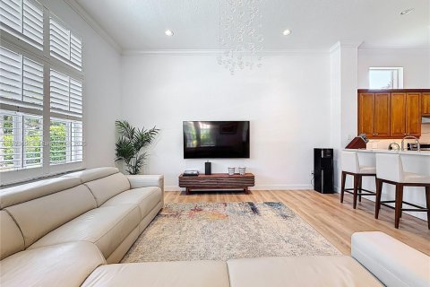 House in Davie, Florida 4 bedrooms, 315.5 sq.m. № 1800818 - photo 30