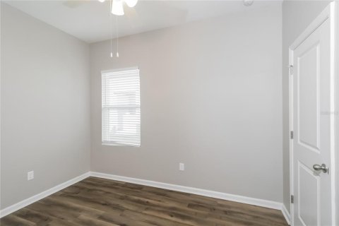 Casa en venta en Zephyrhills, Florida, 3 dormitorios, 109.07 m2 № 2347763 - foto 13