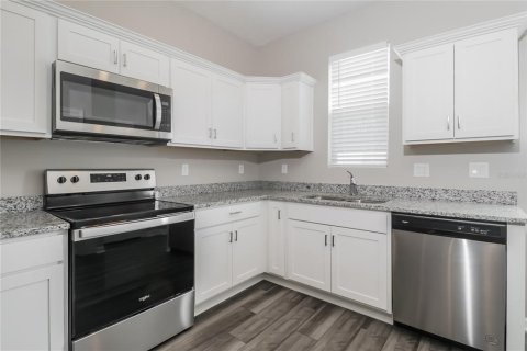 Casa en venta en Zephyrhills, Florida, 3 dormitorios, 109.07 m2 № 2347763 - foto 7