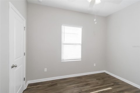 Casa en venta en Zephyrhills, Florida, 3 dormitorios, 109.07 m2 № 2347763 - foto 11