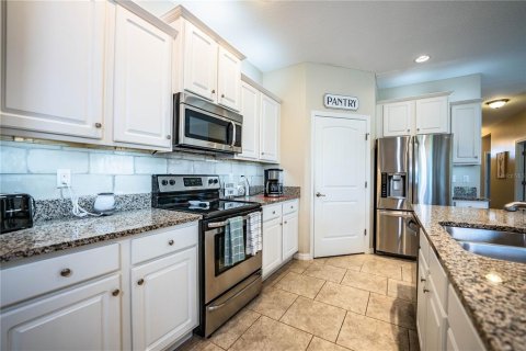 House in Lakeland, Florida 3 bedrooms, 156.54 sq.m. № 1903614 - photo 18