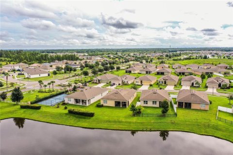 House in Lakeland, Florida 3 bedrooms, 156.54 sq.m. № 1903614 - photo 5