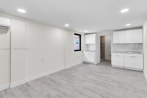 Villa ou maison à louer à Homestead, Floride: 33.91 m2 № 2190482 - photo 7