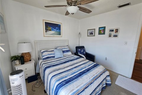 Condominio en venta en Saint Petersburg, Florida, 2 dormitorios, 99.87 m2 № 1733701 - foto 22