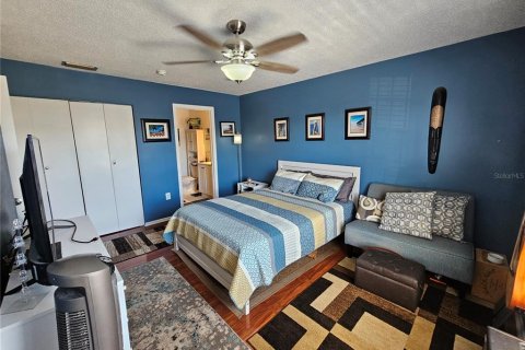Condominio en venta en Saint Petersburg, Florida, 2 dormitorios, 99.87 m2 № 1733701 - foto 18