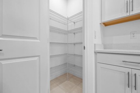 Adosado en alquiler en Sarasota, Florida, 3 dormitorios, 131.64 m2 № 1873311 - foto 9