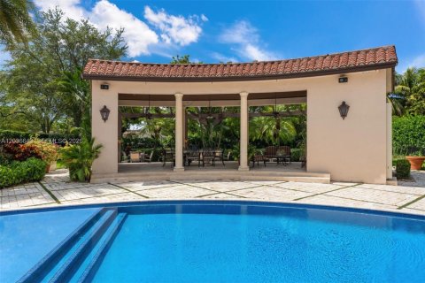 Villa ou maison à vendre à Miami, Floride: 5 chambres № 2085056 - photo 27