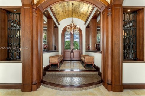 Villa ou maison à vendre à Miami, Floride: 5 chambres № 2085056 - photo 6