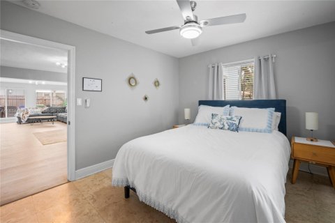 House in Fort Lauderdale, Florida 5 bedrooms, 284.56 sq.m. № 1836340 - photo 9