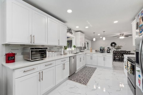 Casa en venta en Winter Springs, Florida, 3 dormitorios, 171.59 m2 № 1844371 - foto 17