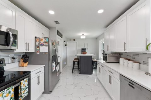 Casa en venta en Winter Springs, Florida, 3 dormitorios, 171.59 m2 № 1844371 - foto 16