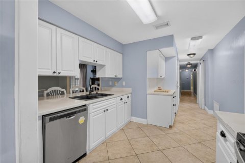 Villa ou maison à vendre à Ocala, Floride: 3 chambres, 173.63 m2 № 2321765 - photo 13