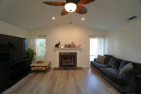 House in Seffner, Florida 4 bedrooms, 208.84 sq.m. № 1918090 - photo 7