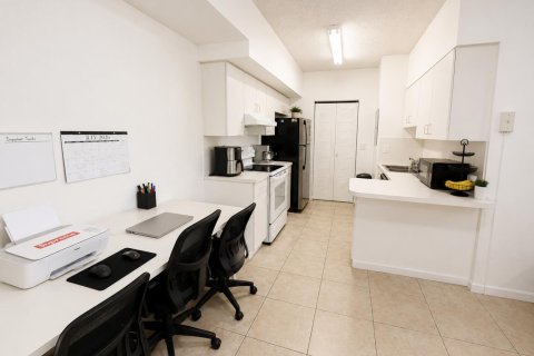 Copropriété à louer à Davie, Floride: 2 chambres, 82.31 m2 № 2350991 - photo 4
