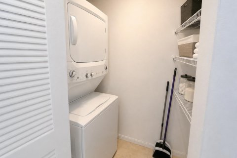 Copropriété à louer à Davie, Floride: 2 chambres, 82.31 m2 № 2350991 - photo 6