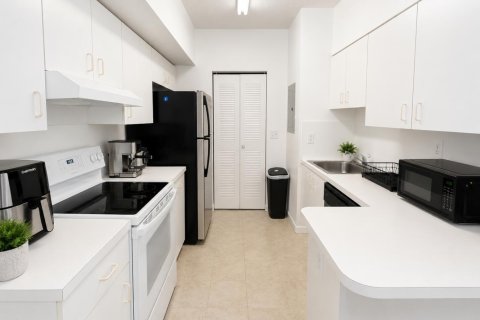 Copropriété à louer à Davie, Floride: 2 chambres, 82.31 m2 № 2350991 - photo 5