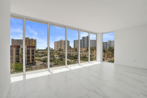 Condo in Pompano Beach, Florida, 3 bedrooms  № 2245832 - photo 20