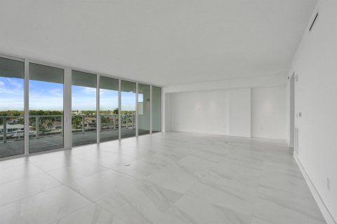 Condo in Pompano Beach, Florida, 3 bedrooms  № 2245832 - photo 19