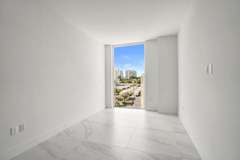 Condo in Pompano Beach, Florida, 3 bedrooms  № 2245832 - photo 30