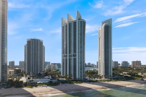Condo in Sunny Isles Beach, Florida, 3 bedrooms № 2169677 - photo 4