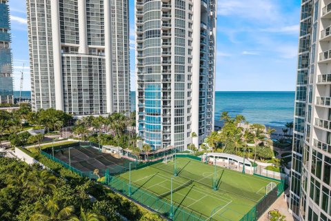 Condo in Sunny Isles Beach, Florida, 3 bedrooms № 2169677 - photo 8