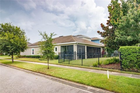 Villa ou maison à vendre à Land O' Lakes, Floride: 4 chambres, 293.85 m2 № 2201677 - photo 9
