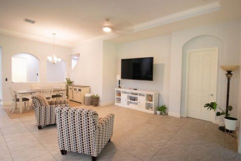 Villa ou maison à vendre à Land O' Lakes, Floride: 4 chambres, 293.85 m2 № 2201677 - photo 20