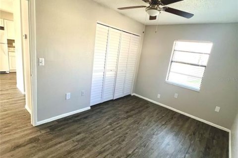 Apartamento en alquiler en Saint Petersburg, Florida, 2 dormitorios, 57.6 m2 № 1916765 - foto 15