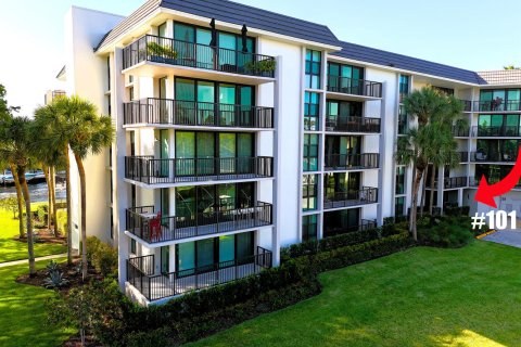 Condo in Fort Lauderdale, Florida, 1 bedroom № 2083226