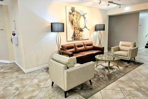 Condo in Fort Lauderdale, Florida, 1 bedroom № 2083226 - photo 22