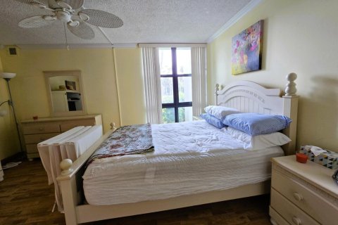 Condo in Fort Lauderdale, Florida, 1 bedroom № 2083226 - photo 10