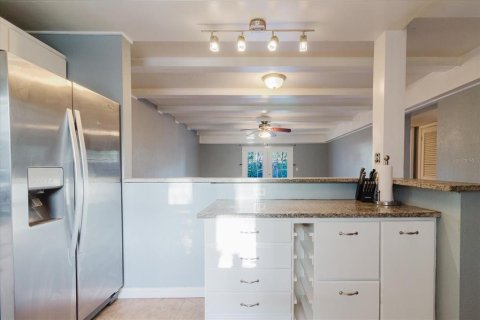 Copropriété à louer à Tampa, Floride: 3 chambres, 115.2 m2 № 1782769 - photo 12