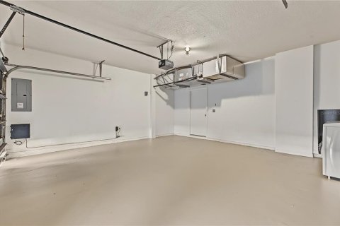 Casa en venta en Tampa, Florida, 4 dormitorios, 160.16 m2 № 2385908 - foto 4