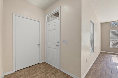 Casa en venta en Tampa, Florida, 4 dormitorios, 160.16 m2 № 2385908 - foto 15