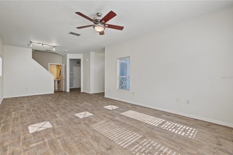 Casa en venta en Tampa, Florida, 4 dormitorios, 160.16 m2 № 2385908 - foto 17