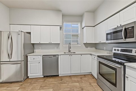 Casa en venta en Tampa, Florida, 4 dormitorios, 160.16 m2 № 2385908 - foto 30