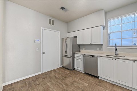 Casa en venta en Tampa, Florida, 4 dormitorios, 160.16 m2 № 2385908 - foto 27