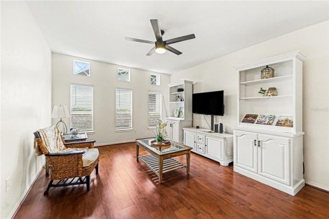 Condo in Tampa, Florida, 4 bedrooms № 2094329 - photo 8