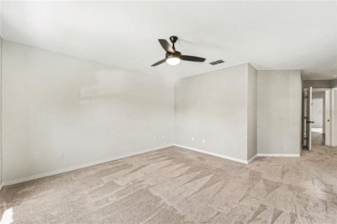 Condo in Tampa, Florida, 4 bedrooms № 2094329 - photo 16