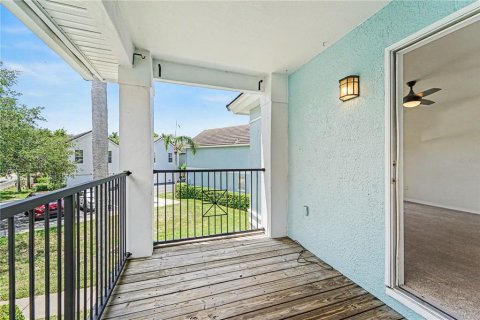 Condo in Tampa, Florida, 4 bedrooms № 2094329 - photo 18