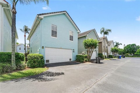 Condo in Tampa, Florida, 4 bedrooms № 2094329 - photo 28