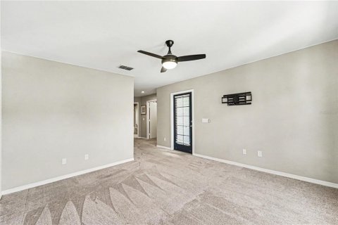 Condo in Tampa, Florida, 4 bedrooms № 2094329 - photo 17
