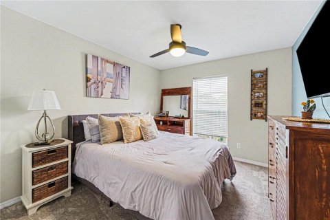 Condo in Tampa, Florida, 4 bedrooms № 2094329 - photo 21