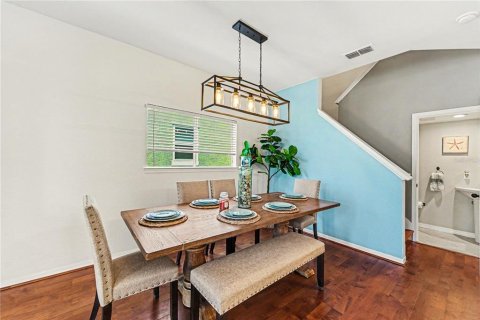 Condo in Tampa, Florida, 4 bedrooms № 2094329 - photo 9