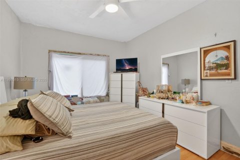 Casa en venta en Miami, Florida, 2 dormitorios, 114.27 m2 № 2006963 - foto 17