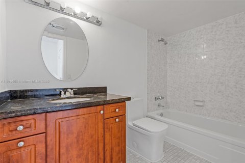 Copropriété à louer à Aventura, Floride: 2 chambres, 114.46 m2 № 1927482 - photo 19