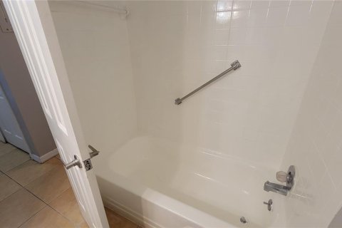 Copropriété à louer à Orlando, Floride: 3 chambres, 82.96 m2 № 2369516 - photo 17
