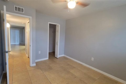 Copropriété à louer à Orlando, Floride: 3 chambres, 82.96 m2 № 2369516 - photo 6